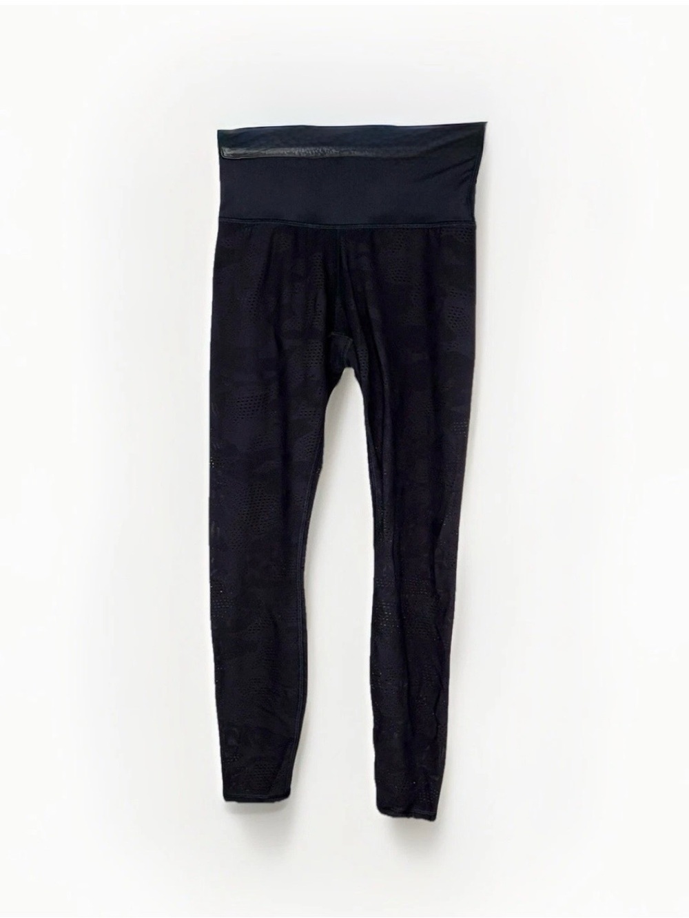 Athleta Women’s XXS Phenom Camo Black Athletic Fitness Leggings Breathable NWOT - Picture 5 of 11